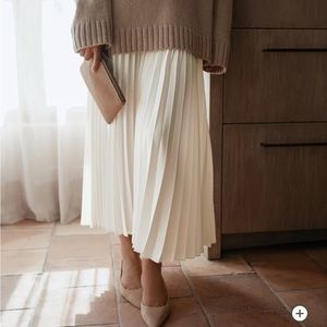 Jenny Kane pleated skirt - SOLD OUT